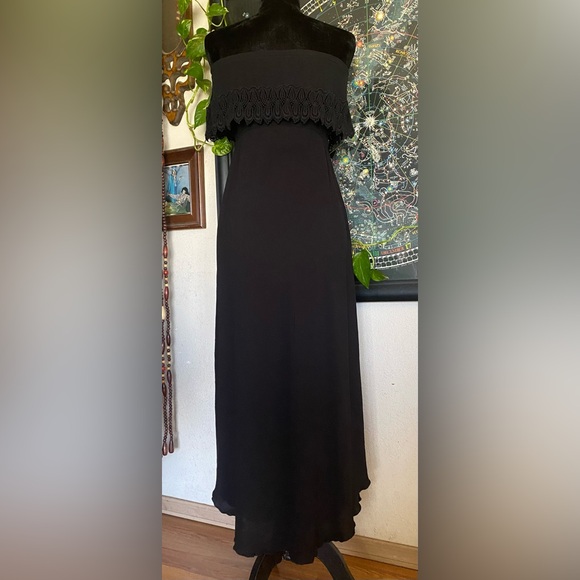 American Rag Black Sleeveless tube Maxi Lace Dress. Small. 100% Rayon. Like New. - Picture 1 of 14